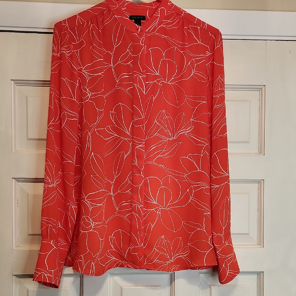 Ann Taylor Coral Red Floral Long-Sleeve Blouse Feminine Graceful Classy Rich - Picture 1 of 8